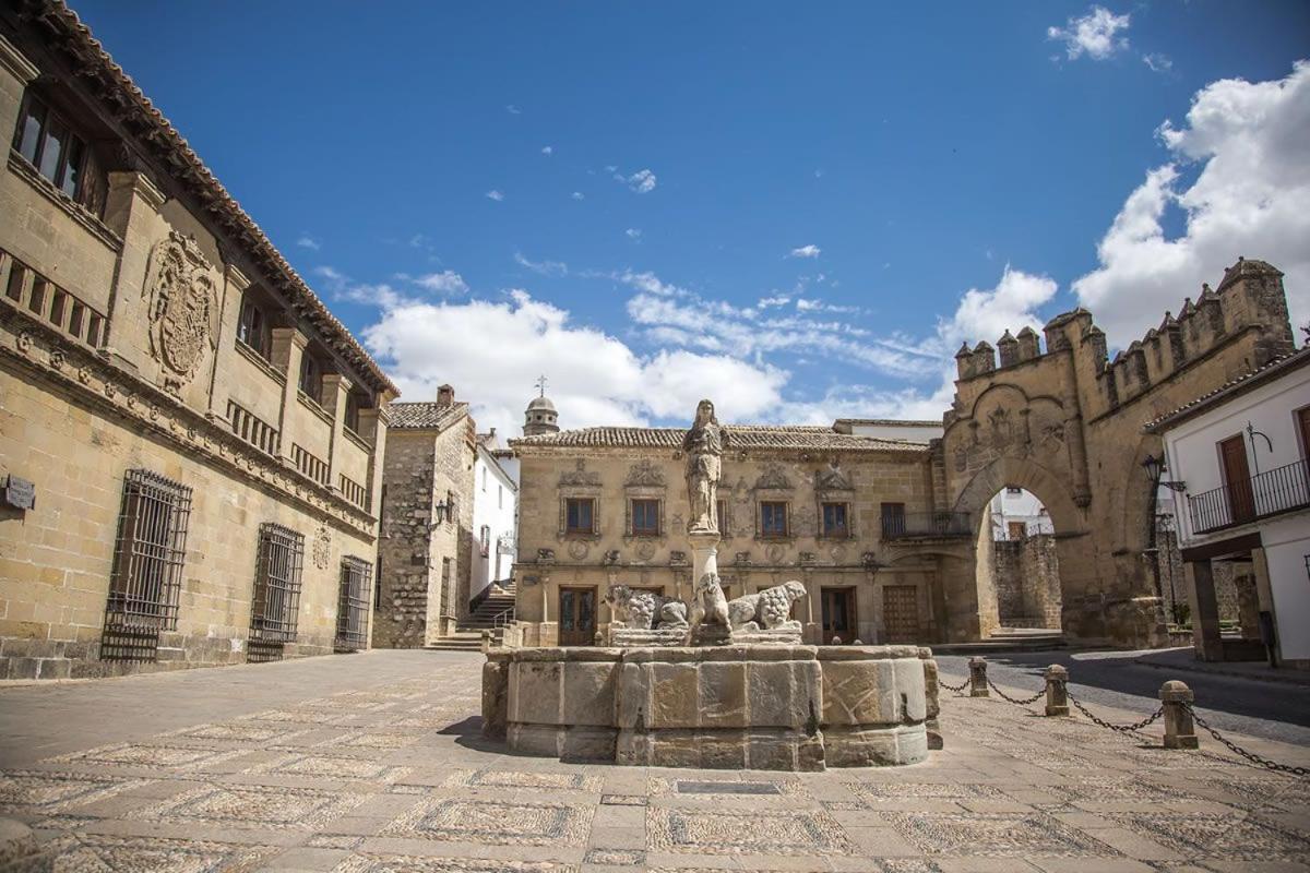 Puerta De Ubeda